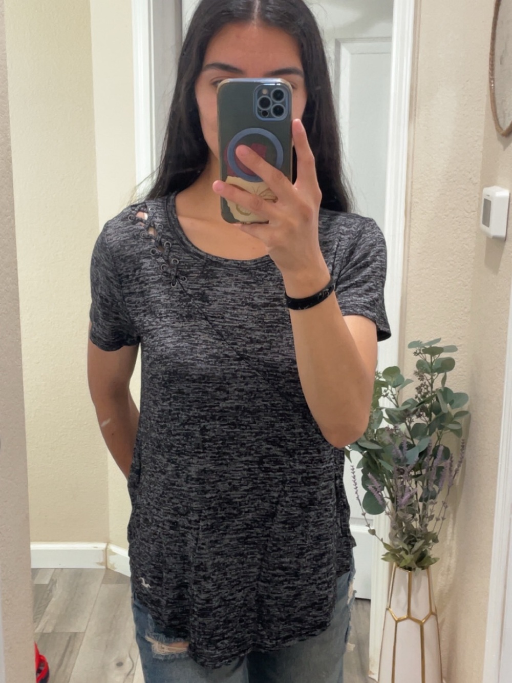 Hollister heather grey short sleeve open shoulder stitch design